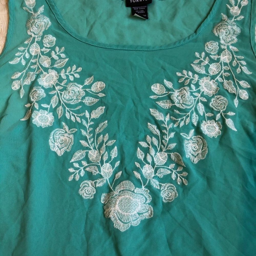 Torrid sheer embroidered swing high low ta… - Picture 4 of 7